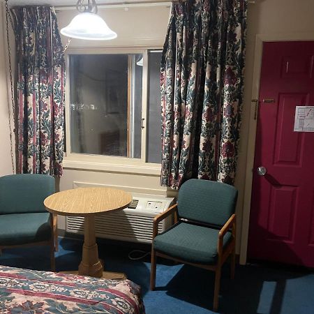 Dollinger'S Motor Inn Albion Екстер'єр фото