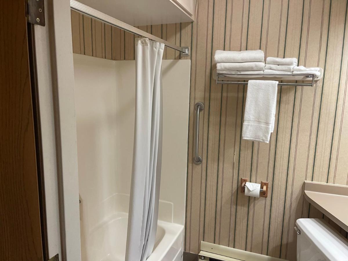 Dollinger'S Motor Inn Albion Екстер'єр фото