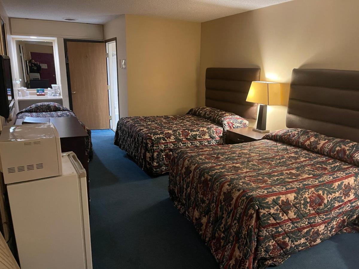 Dollinger'S Motor Inn Albion Екстер'єр фото